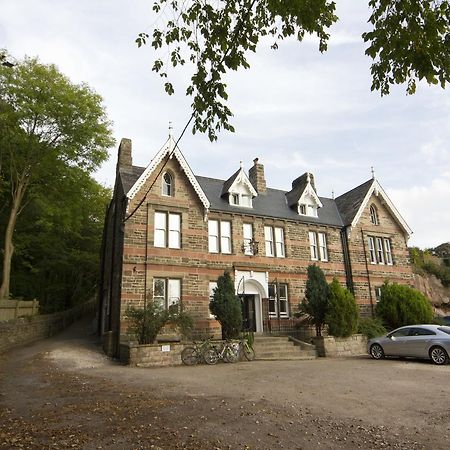 Alton Castle Centre Hostel ภายนอก รูปภาพ