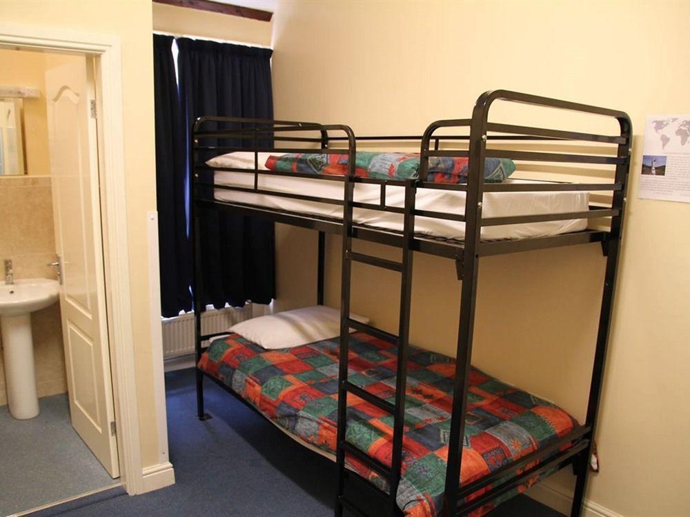 Alton Castle Centre Hostel ภายนอก รูปภาพ