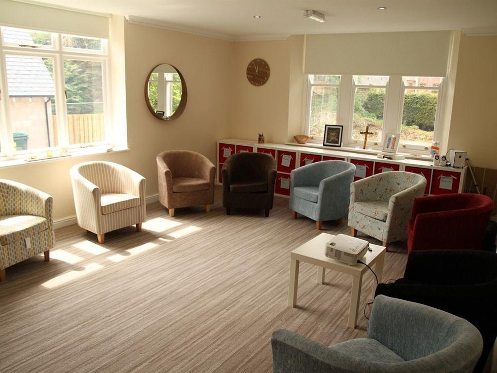 Alton Castle Centre Hostel ภายนอก รูปภาพ