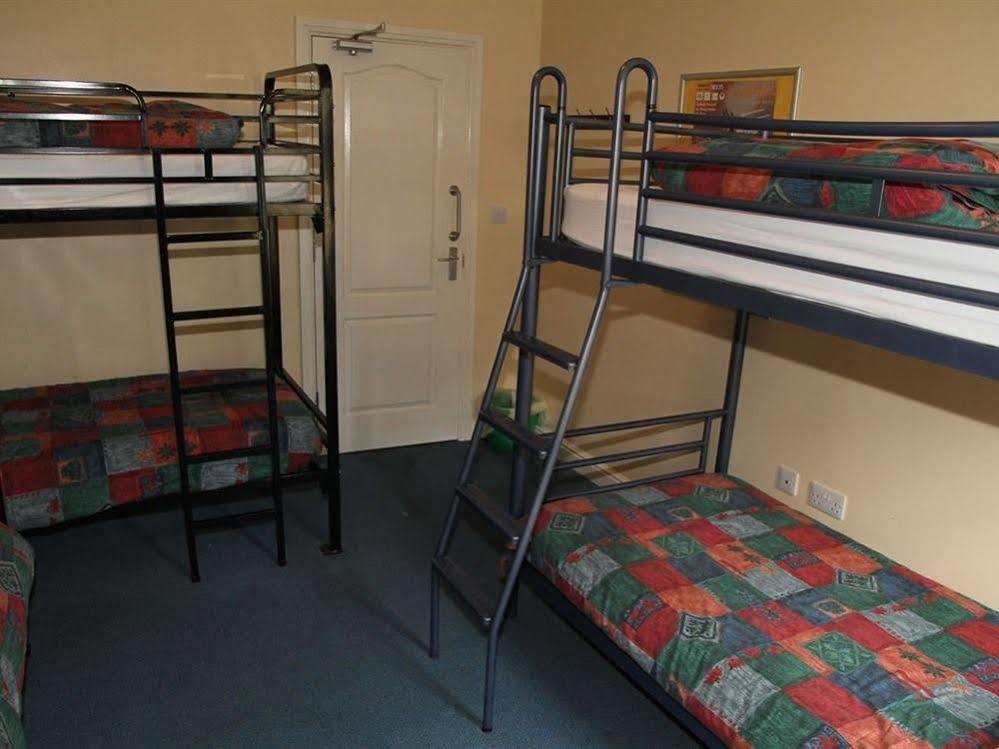 Alton Castle Centre Hostel ภายนอก รูปภาพ