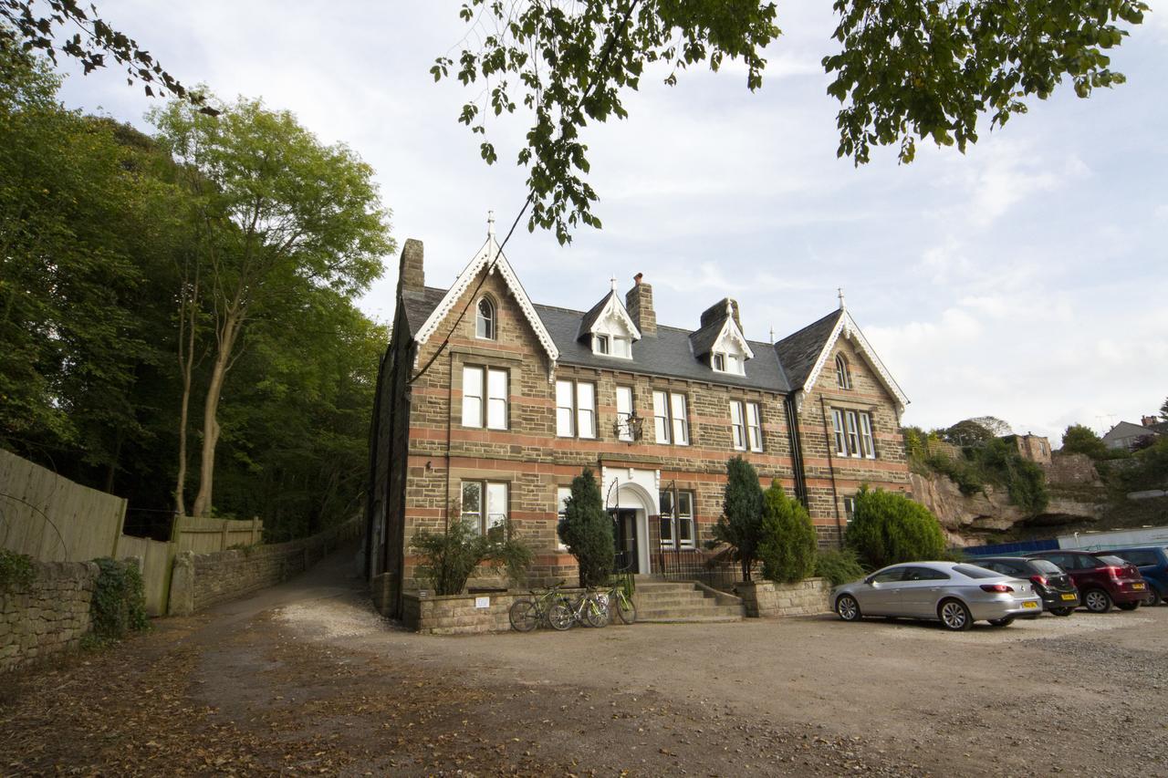 Alton Castle Centre Hostel ภายนอก รูปภาพ