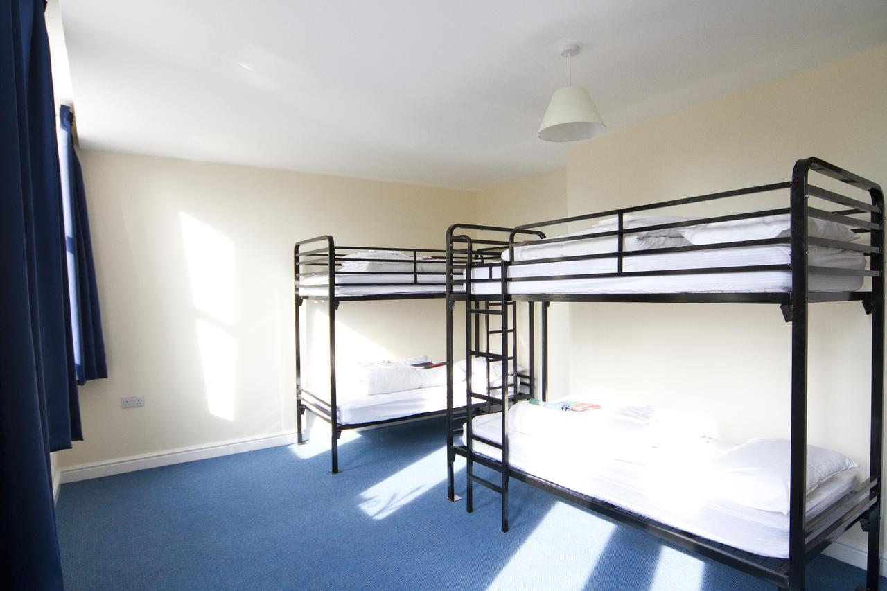 Alton Castle Centre Hostel ภายนอก รูปภาพ
