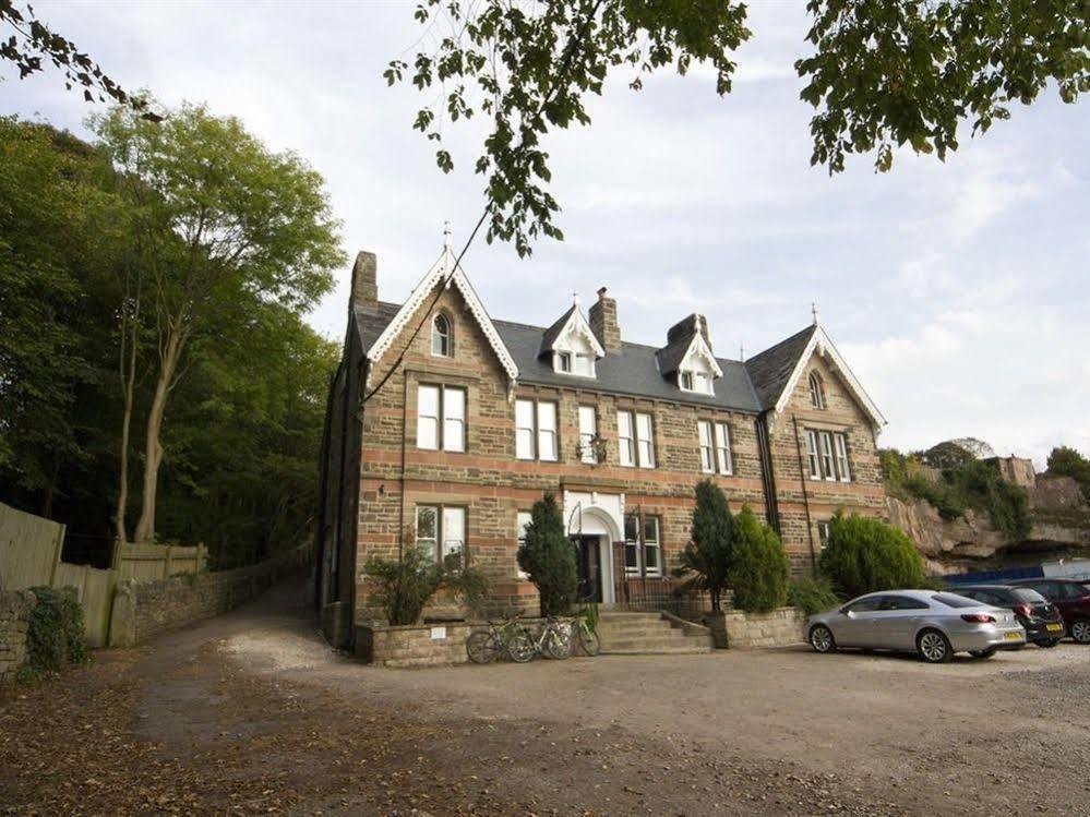 Alton Castle Centre Hostel ภายนอก รูปภาพ