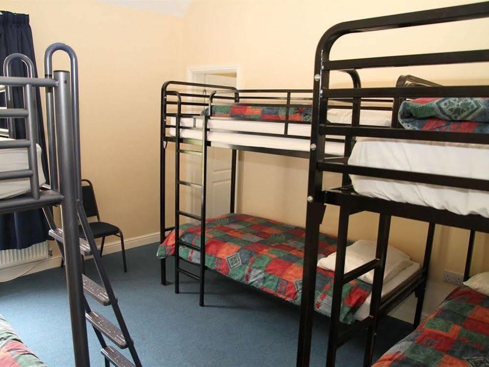 Alton Castle Centre Hostel ภายนอก รูปภาพ